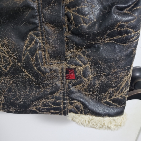 WOOLRICH Faux Leather and Sherpa Embroidered Leaves Vest - Picture 6 of 12